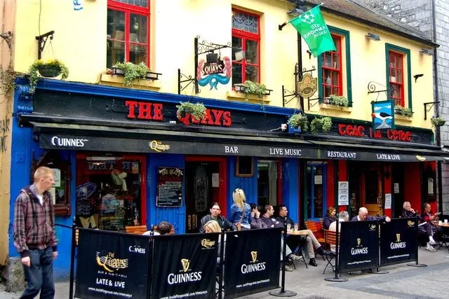 One of the best pubs in Galway that should be on bucket list - Visit Ireland