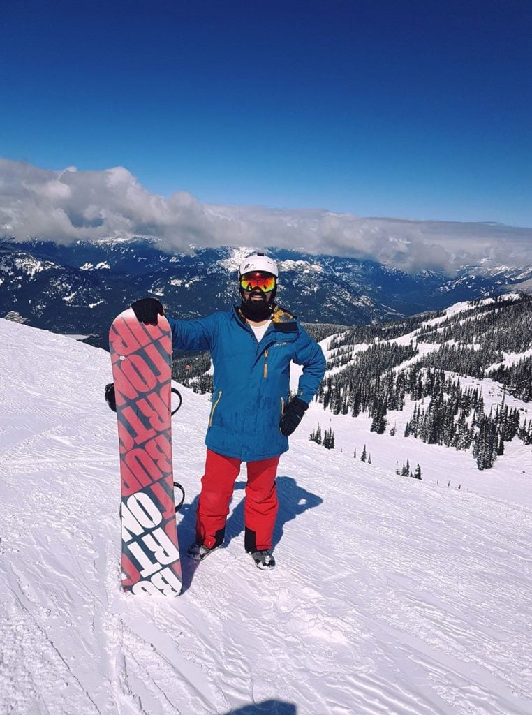 working holiday visa in Canada snowboarding