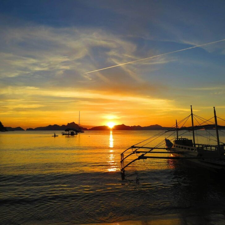 sunset on el nido beach where we started our travel blog (1)