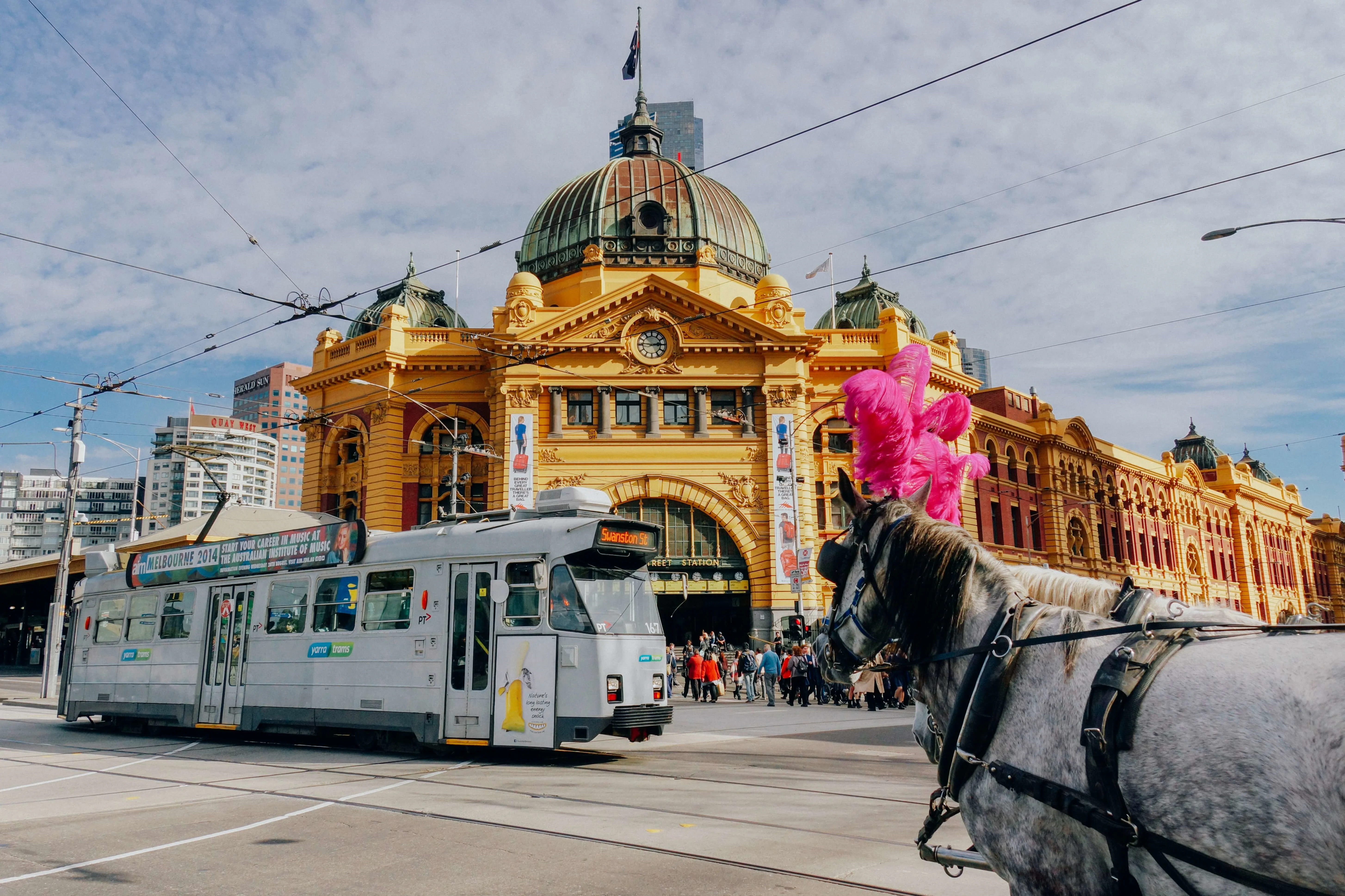 Moving To Melbourne? Discover 14 crucial & not so obvious things you learn after you move. If you are not sure what to expect, this post has you covered.