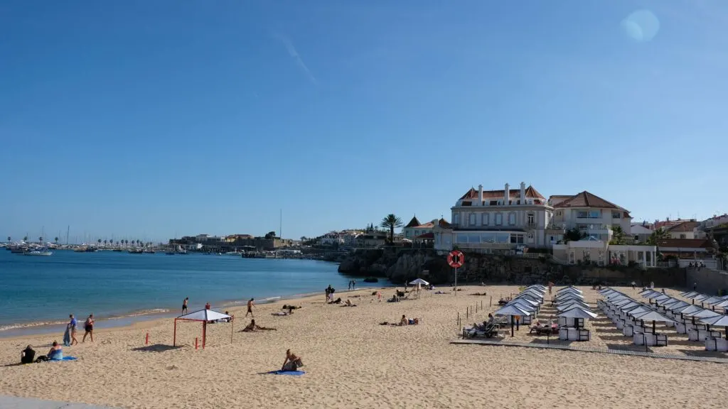 One of the best things to do in Cascais, stop at one of the many beaches! 